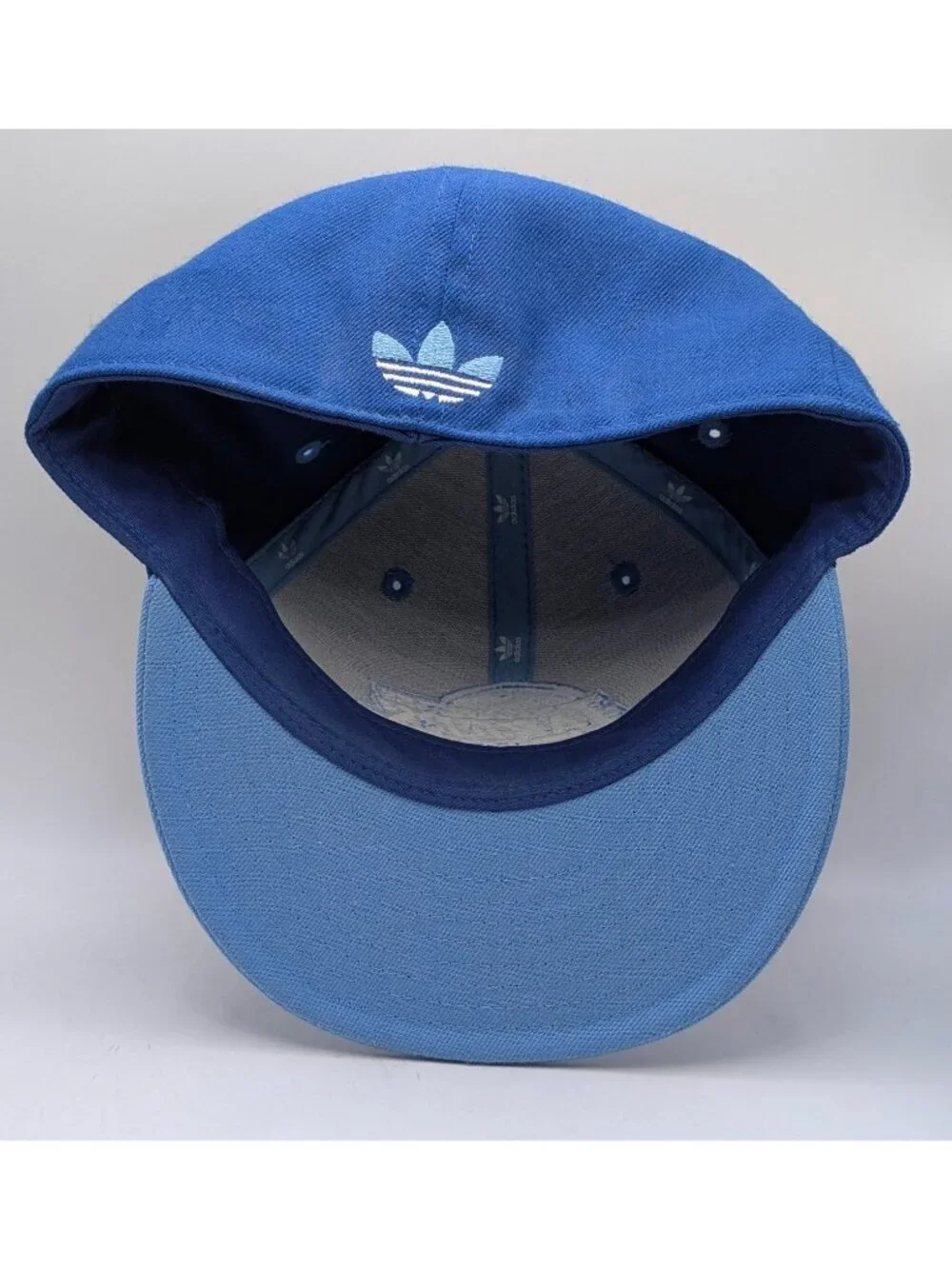 LA Los Angeles Lakers Fitted Hat Adidas Blue Two Tone Size 7 1/4 NBA Flat Bill